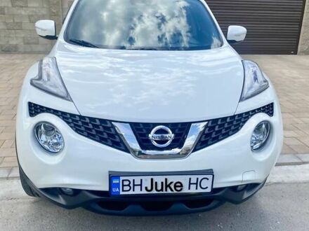 Белый Ниссан Жук, объемом двигателя 1.6 л и пробегом 65 тыс. км за 14000 $, фото 1 на Automoto.ua