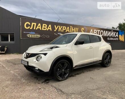 Белый Ниссан Жук, объемом двигателя 1.6 л и пробегом 56 тыс. км за 15200 $, фото 1 на Automoto.ua