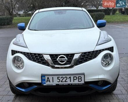 Белый Ниссан Жук, объемом двигателя 1.6 л и пробегом 56 тыс. км за 16500 $, фото 1 на Automoto.ua