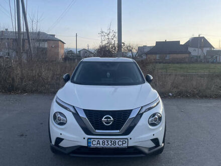 Белый Ниссан Жук, объемом двигателя 1 л и пробегом 22 тыс. км за 19500 $, фото 1 на Automoto.ua