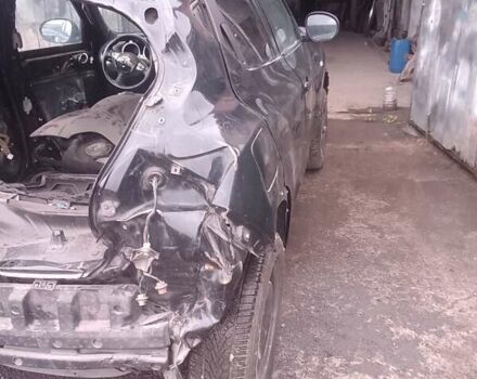 Черный Ниссан Жук, объемом двигателя 1.6 л и пробегом 200 тыс. км за 4800 $, фото 8 на Automoto.ua