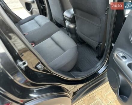 Черный Ниссан Жук, объемом двигателя 1.6 л и пробегом 117 тыс. км за 9900 $, фото 54 на Automoto.ua