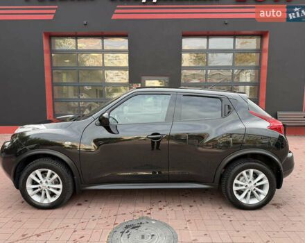 Черный Ниссан Жук, объемом двигателя 1.5 л и пробегом 184 тыс. км за 9300 $, фото 12 на Automoto.ua