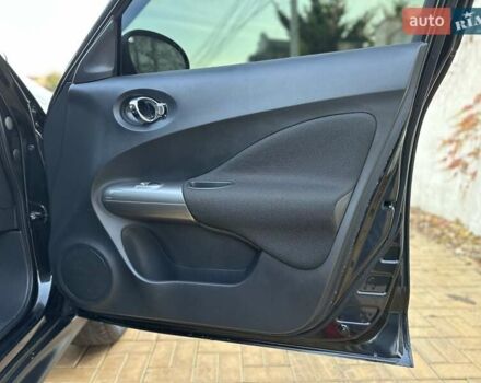 Черный Ниссан Жук, объемом двигателя 1.6 л и пробегом 117 тыс. км за 9900 $, фото 59 на Automoto.ua