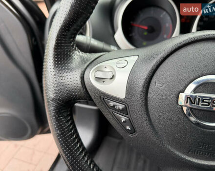 Черный Ниссан Жук, объемом двигателя 1.5 л и пробегом 184 тыс. км за 9300 $, фото 63 на Automoto.ua