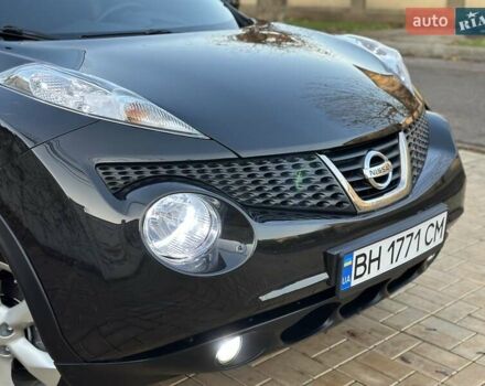 Черный Ниссан Жук, объемом двигателя 1.6 л и пробегом 117 тыс. км за 9900 $, фото 3 на Automoto.ua