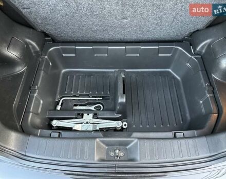 Черный Ниссан Жук, объемом двигателя 1.6 л и пробегом 117 тыс. км за 9900 $, фото 73 на Automoto.ua
