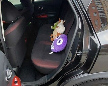 Черный Ниссан Жук, объемом двигателя 1.6 л и пробегом 124 тыс. км за 10700 $, фото 10 на Automoto.ua