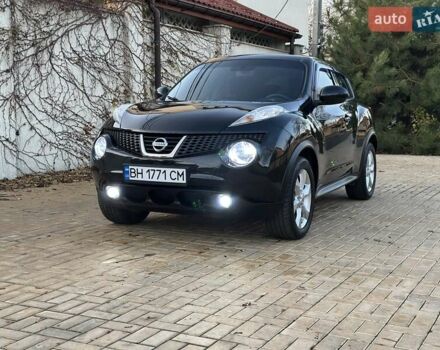Черный Ниссан Жук, объемом двигателя 1.6 л и пробегом 117 тыс. км за 9900 $, фото 17 на Automoto.ua