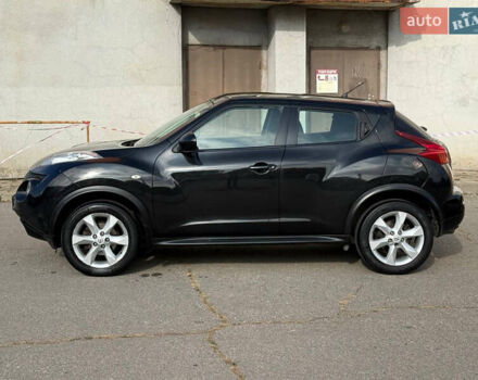 Черный Ниссан Жук, объемом двигателя 1.6 л и пробегом 187 тыс. км за 7700 $, фото 8 на Automoto.ua