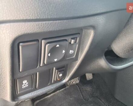 Черный Ниссан Жук, объемом двигателя 1.6 л и пробегом 151 тыс. км за 8998 $, фото 16 на Automoto.ua