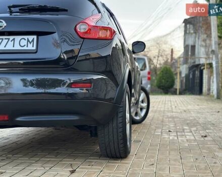 Черный Ниссан Жук, объемом двигателя 1.6 л и пробегом 117 тыс. км за 9900 $, фото 13 на Automoto.ua