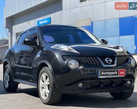 Черный Ниссан Жук, объемом двигателя 1.6 л и пробегом 115 тыс. км за 10030 $, фото 2 на Automoto.ua