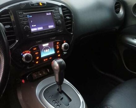 Черный Ниссан Жук, объемом двигателя 1.6 л и пробегом 160 тыс. км за 9300 $, фото 10 на Automoto.ua