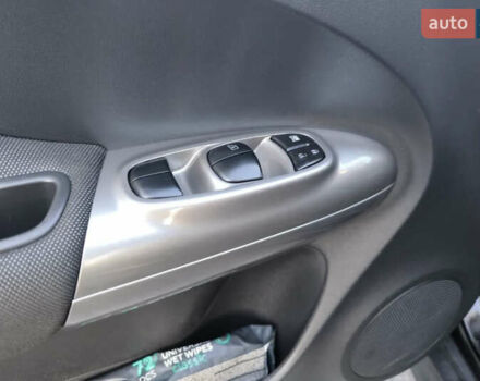 Черный Ниссан Жук, объемом двигателя 1.6 л и пробегом 153 тыс. км за 9500 $, фото 6 на Automoto.ua