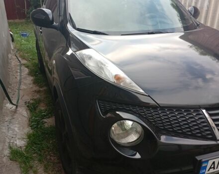 Черный Ниссан Жук, объемом двигателя 1.5 л и пробегом 280 тыс. км за 8588 $, фото 2 на Automoto.ua