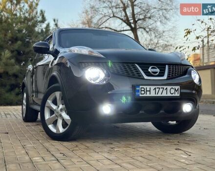 Черный Ниссан Жук, объемом двигателя 1.6 л и пробегом 117 тыс. км за 9900 $, фото 1 на Automoto.ua