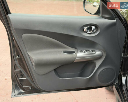 Черный Ниссан Жук, объемом двигателя 1.5 л и пробегом 184 тыс. км за 9300 $, фото 18 на Automoto.ua