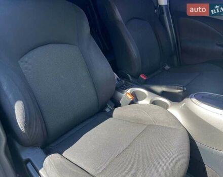 Черный Ниссан Жук, объемом двигателя 1.6 л и пробегом 115 тыс. км за 10030 $, фото 26 на Automoto.ua