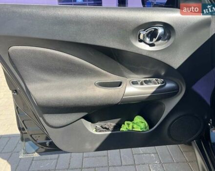 Черный Ниссан Жук, объемом двигателя 1.6 л и пробегом 115 тыс. км за 10030 $, фото 28 на Automoto.ua