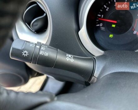 Черный Ниссан Жук, объемом двигателя 1.6 л и пробегом 117 тыс. км за 9900 $, фото 42 на Automoto.ua