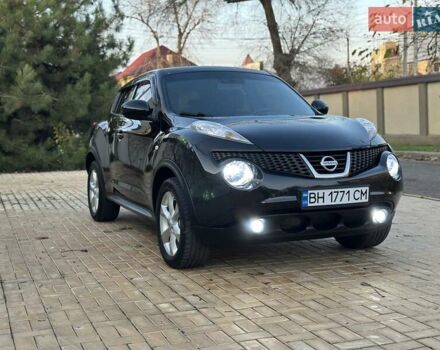 Черный Ниссан Жук, объемом двигателя 1.6 л и пробегом 117 тыс. км за 9900 $, фото 18 на Automoto.ua