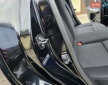 Черный Ниссан Жук, объемом двигателя 1.6 л и пробегом 105 тыс. км за 9499 $, фото 108 на Automoto.ua