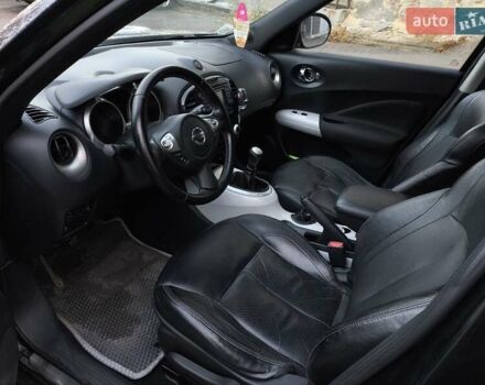 Черный Ниссан Жук, объемом двигателя 1.5 л и пробегом 240 тыс. км за 9000 $, фото 6 на Automoto.ua