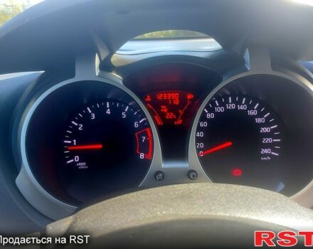 Черный Ниссан Жук, объемом двигателя 1.6 л и пробегом 123 тыс. км за 9500 $, фото 6 на Automoto.ua