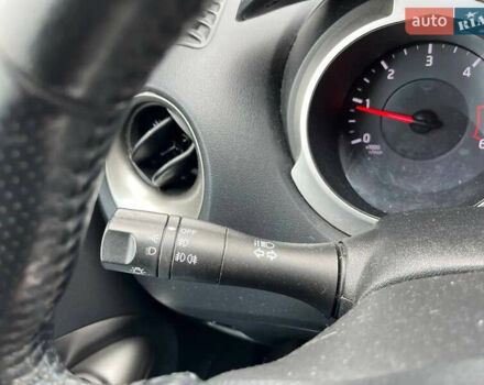 Черный Ниссан Жук, объемом двигателя 1.46 л и пробегом 187 тыс. км за 9300 $, фото 21 на Automoto.ua
