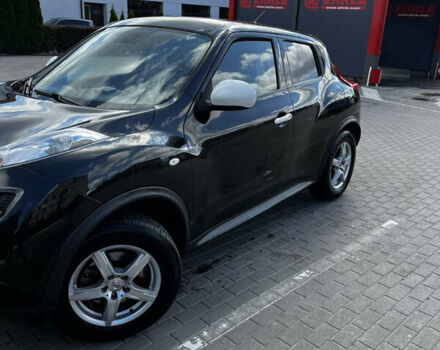 Черный Ниссан Жук, объемом двигателя 1.6 л и пробегом 115 тыс. км за 9900 $, фото 1 на Automoto.ua