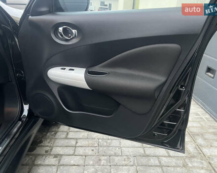 Черный Ниссан Жук, объемом двигателя 1.6 л и пробегом 190 тыс. км за 10850 $, фото 20 на Automoto.ua