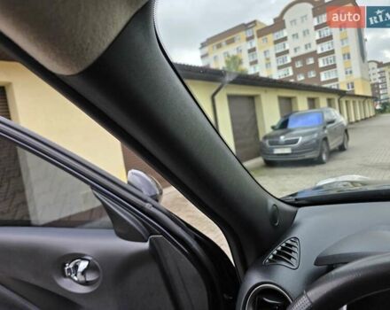 Черный Ниссан Жук, объемом двигателя 1.6 л и пробегом 105 тыс. км за 9499 $, фото 59 на Automoto.ua