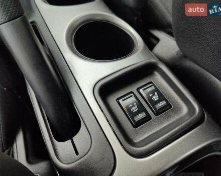 Черный Ниссан Жук, объемом двигателя 1.6 л и пробегом 237 тыс. км за 10900 $, фото 29 на Automoto.ua