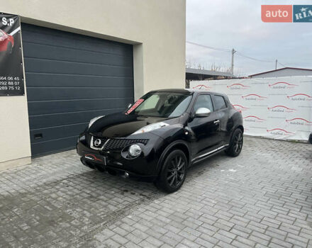 Черный Ниссан Жук, объемом двигателя 1.6 л и пробегом 190 тыс. км за 10850 $, фото 3 на Automoto.ua