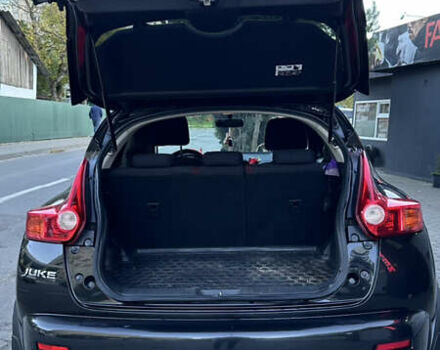 Черный Ниссан Жук, объемом двигателя 1.6 л и пробегом 102 тыс. км за 10999 $, фото 2 на Automoto.ua