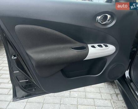 Черный Ниссан Жук, объемом двигателя 1.6 л и пробегом 190 тыс. км за 10850 $, фото 30 на Automoto.ua