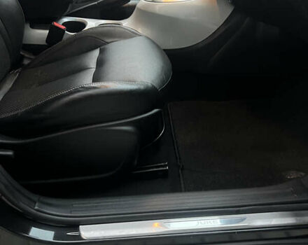 Черный Ниссан Жук, объемом двигателя 1.6 л и пробегом 190 тыс. км за 10850 $, фото 19 на Automoto.ua