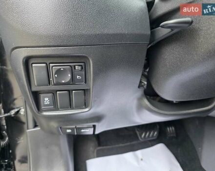 Черный Ниссан Жук, объемом двигателя 1.6 л и пробегом 105 тыс. км за 9499 $, фото 66 на Automoto.ua