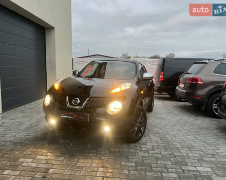 Черный Ниссан Жук, объемом двигателя 1.6 л и пробегом 190 тыс. км за 10850 $, фото 47 на Automoto.ua