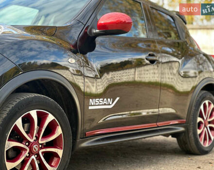 Черный Ниссан Жук, объемом двигателя 1.6 л и пробегом 145 тыс. км за 10600 $, фото 8 на Automoto.ua