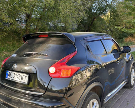 Чорний Ніссан Жук, об'ємом двигуна 1.6 л та пробігом 98 тис. км за 10500 $, фото 4 на Automoto.ua