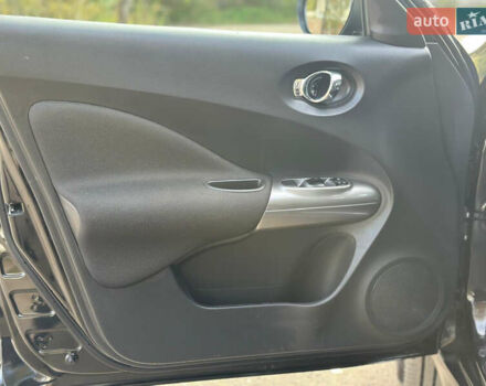 Черный Ниссан Жук, объемом двигателя 1.6 л и пробегом 145 тыс. км за 10600 $, фото 16 на Automoto.ua