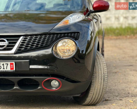 Черный Ниссан Жук, объемом двигателя 1.6 л и пробегом 145 тыс. км за 10600 $, фото 2 на Automoto.ua
