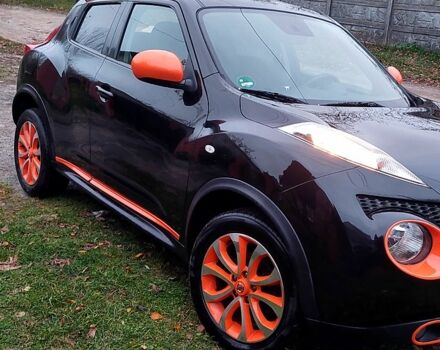 Черный Ниссан Жук, объемом двигателя 1.5 л и пробегом 146 тыс. км за 10700 $, фото 7 на Automoto.ua
