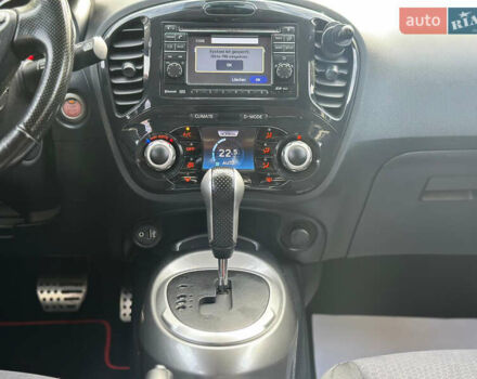 Черный Ниссан Жук, объемом двигателя 1.6 л и пробегом 145 тыс. км за 10600 $, фото 21 на Automoto.ua