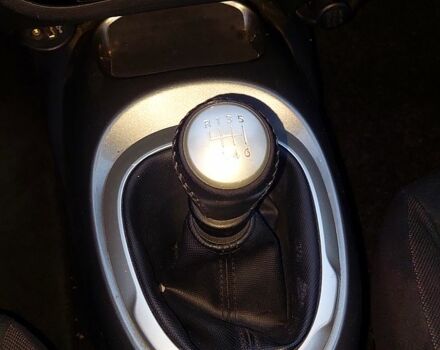 Черный Ниссан Жук, объемом двигателя 1.5 л и пробегом 146 тыс. км за 10700 $, фото 9 на Automoto.ua