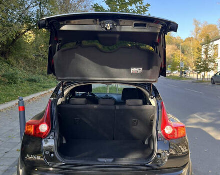 Чорний Ніссан Жук, об'ємом двигуна 1.6 л та пробігом 98 тис. км за 10500 $, фото 5 на Automoto.ua