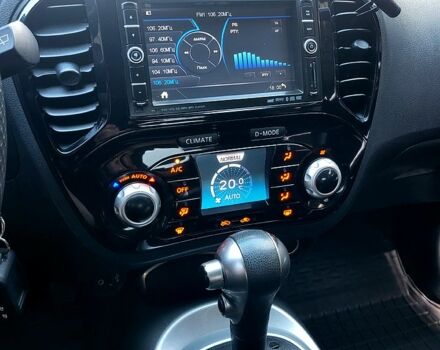 Чорний Ніссан Жук, об'ємом двигуна 1.6 л та пробігом 170 тис. км за 10500 $, фото 3 на Automoto.ua