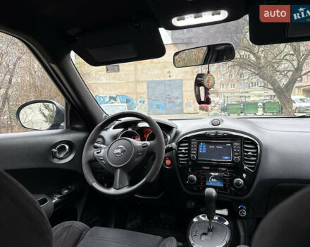 Черный Ниссан Жук, объемом двигателя 1.6 л и пробегом 133 тыс. км за 10750 $, фото 68 на Automoto.ua